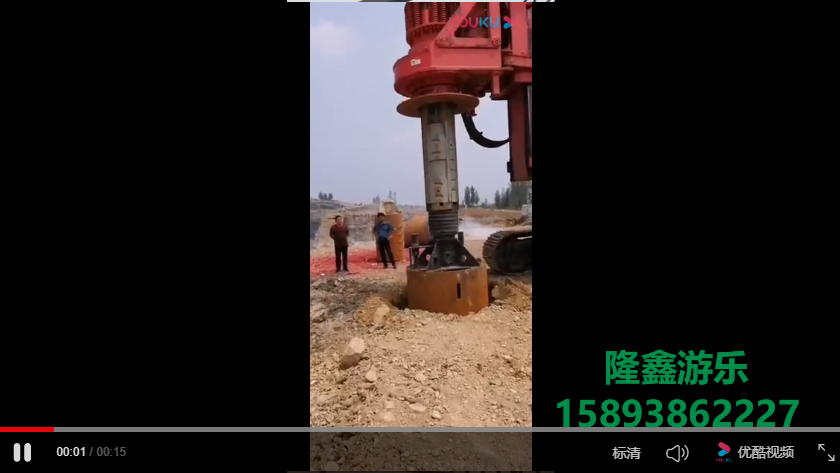 玻璃橋打樁現場